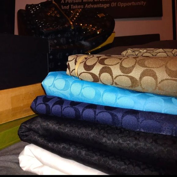 Designer work vest - Picture 2 of 4